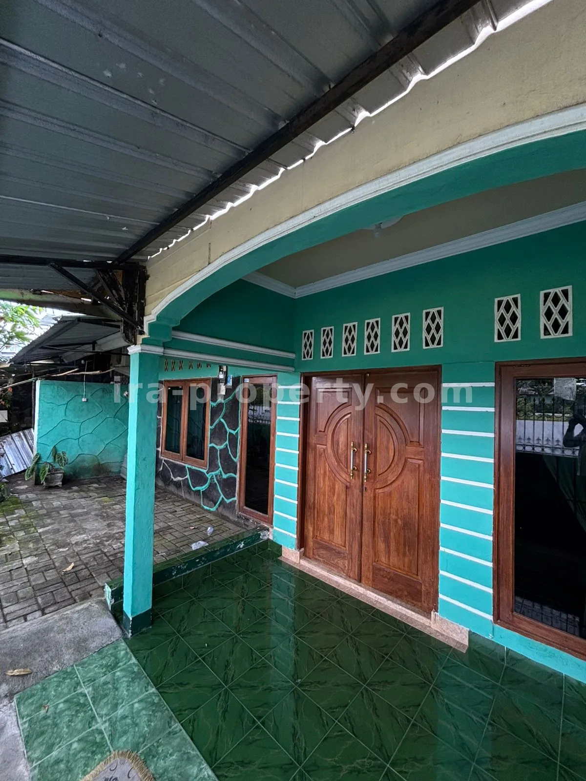 Rumah · Kota Mataram · foto 1 dari 6 Rumah Strategis Harga Terjangkau di Udayana, Mataram - 1017 - 1