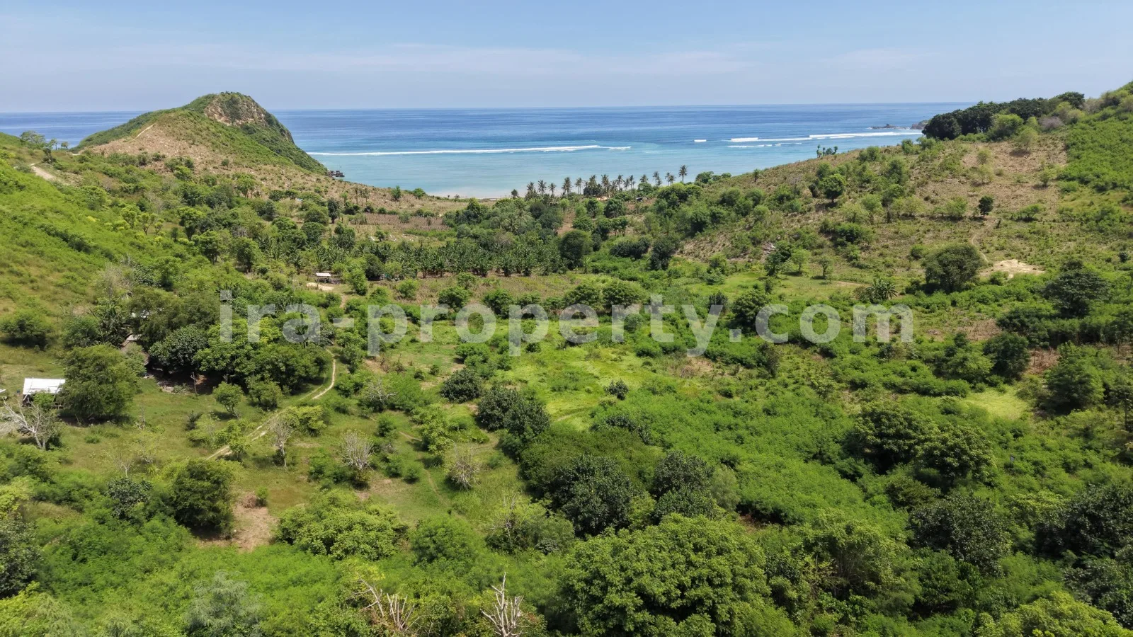 Land · Kuta Mandalika · photo 2 of 15 Exclusive Beachfront Land in Gerupuk – Prime Resort Plot Near Kuta Mandalika - 551 - 2
