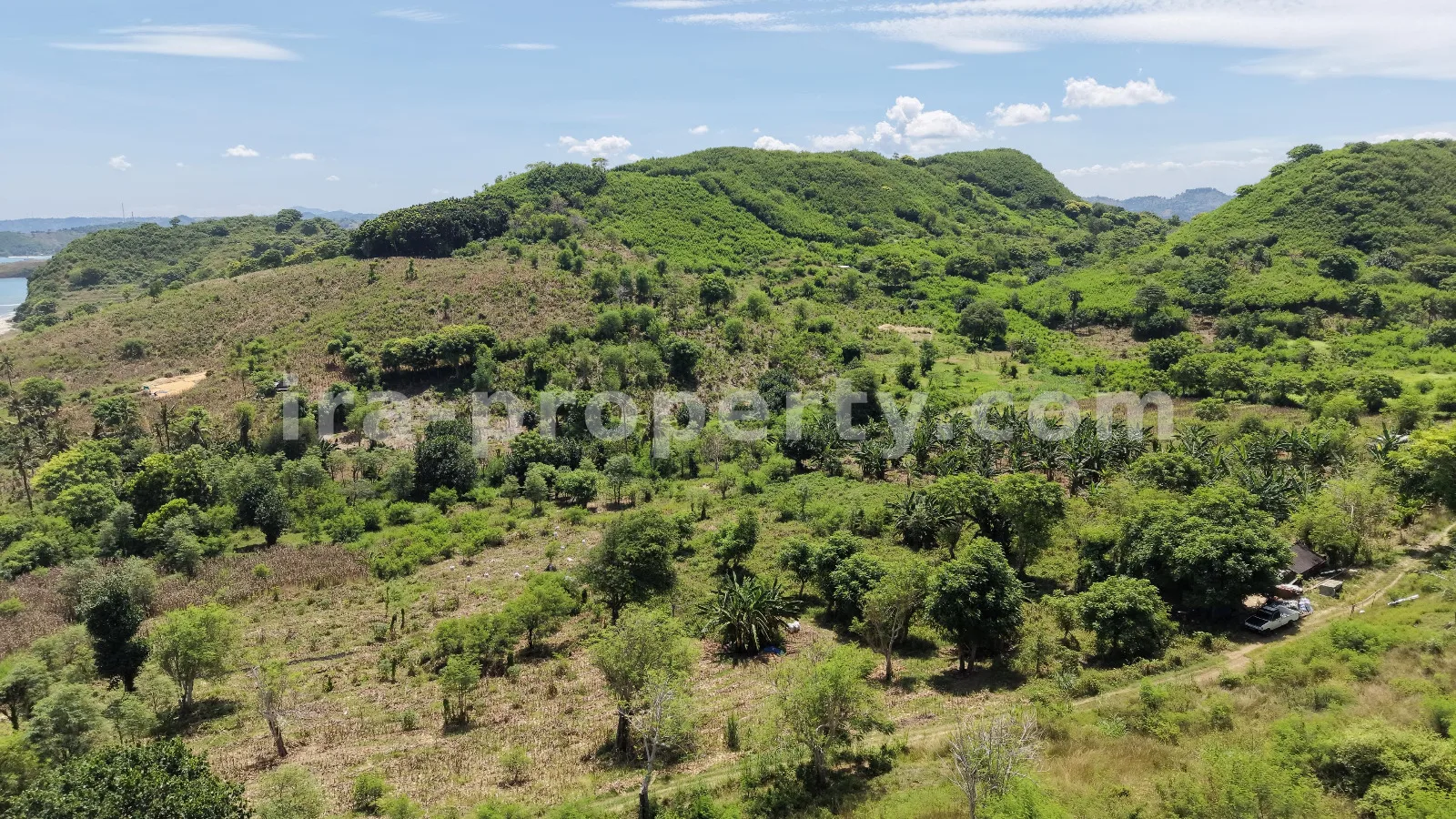 Kekayaan 5-Hektar Pantai Hadir Dekat Tanjung Aan – Lokasi Pengembangan Resort Unggulan - 552 - 13