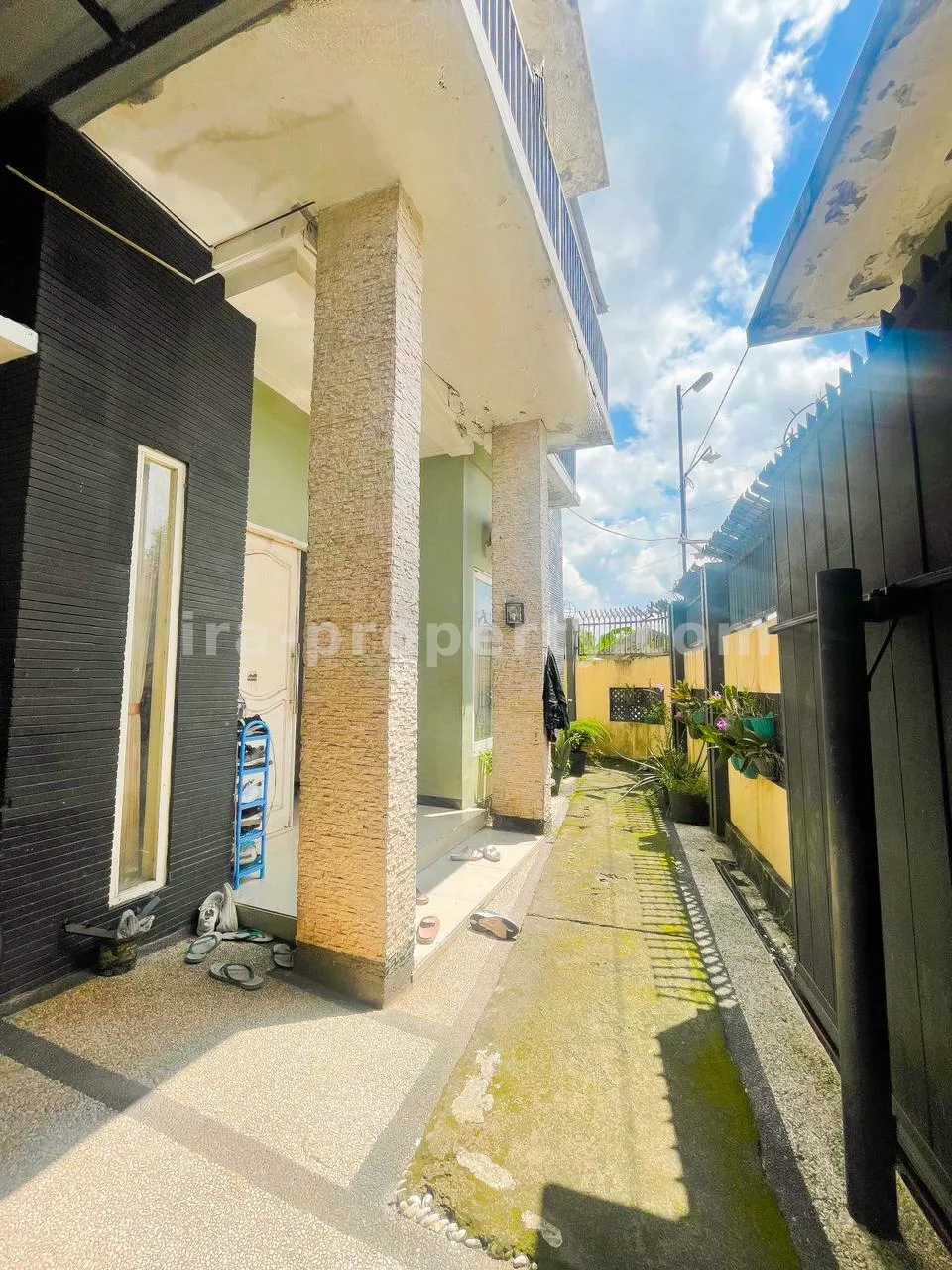 Rumah Pojok Masif untuk Dijual di Pejarakan, Mataram - 1015 - 9