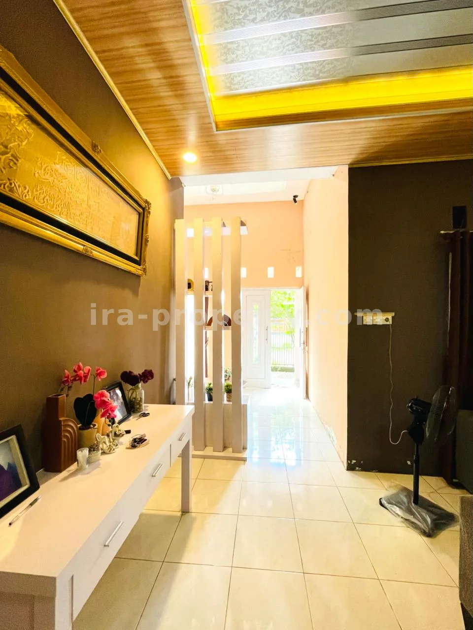 Cozy 3BR Family Home in Rembiga – Prime Location Near Same Hotel, Mataram - 1019 - 11