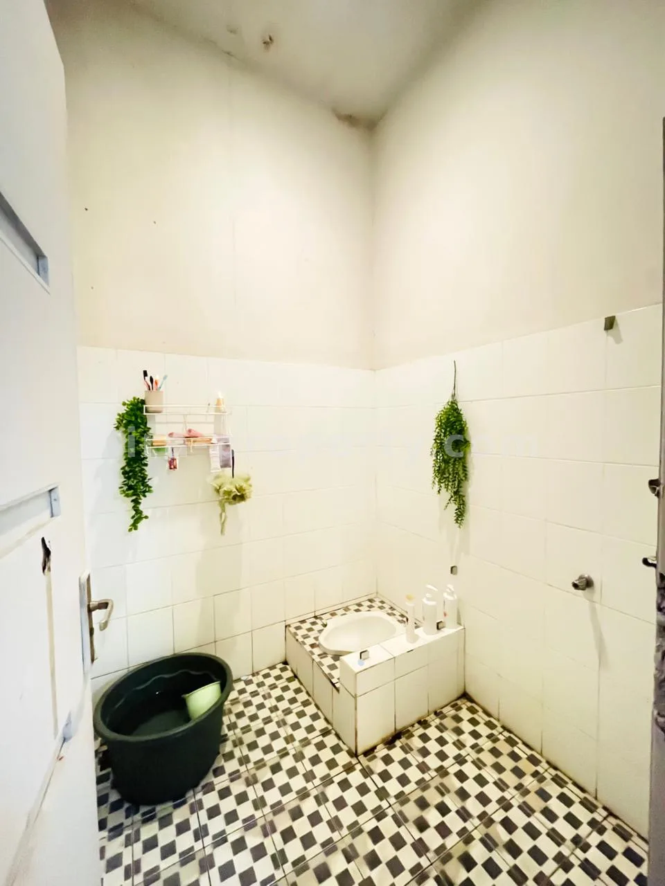 Villa & Hotel · Mataram City · photo 4 of 11 Cozy 3BR Family Home in Rembiga – Prime Location Near Same Hotel, Mataram - 1019 - 4