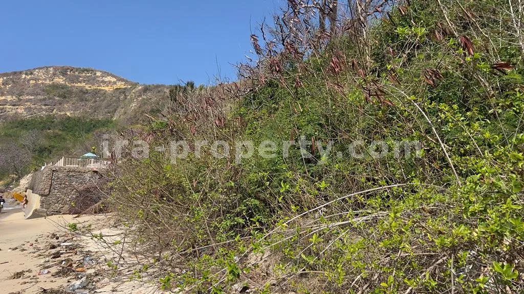 Land · Kuta Mandalika · photo 5 of 6 Elite 40-Are Beachfront Plot in Gerupuk – Private White Sand Beach Near Mandalika Circuit - 530 - 5