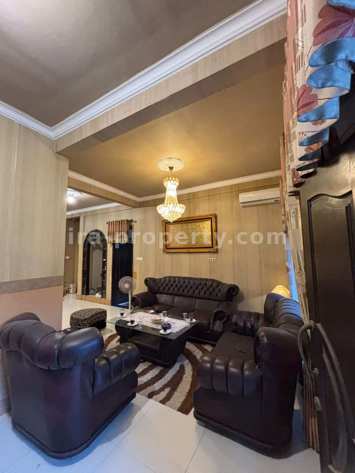 Grand 2-Story Luxury Residence – Prime Praya City Center, Central Lombok - 93 - 11
