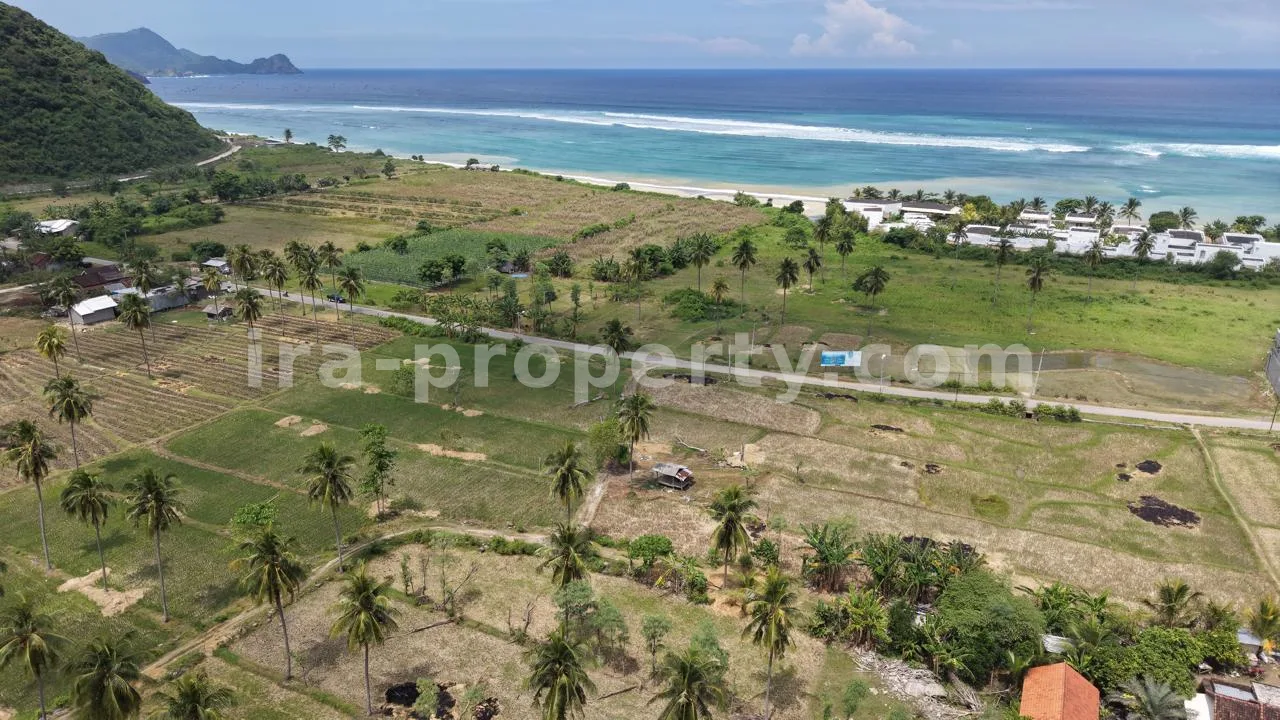 Tanah · Kuta Mandalika · foto 5 dari 14 Tanah Strategis Pinggir Jalan di Torok Aik Beleq, Lombok Selatan - 550 - 5
