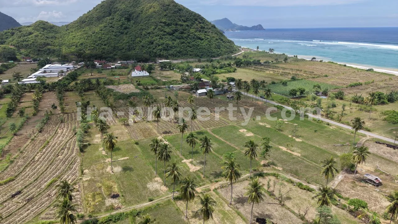 Tanah Strategis Pinggir Jalan di Torok Aik Beleq, Lombok Selatan - 550 - 6