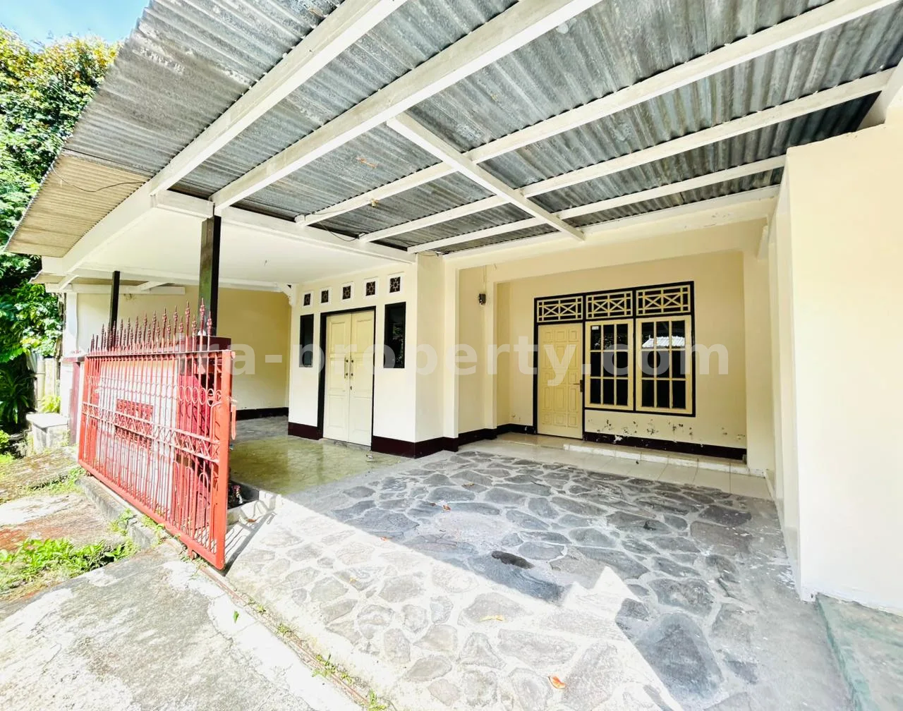 Rumah · Kota Mataram · foto 2 dari 12 Rumah Keluarga 3 Kamar di Bumi Selaparang Asri, Rembiga - 1025 - 2