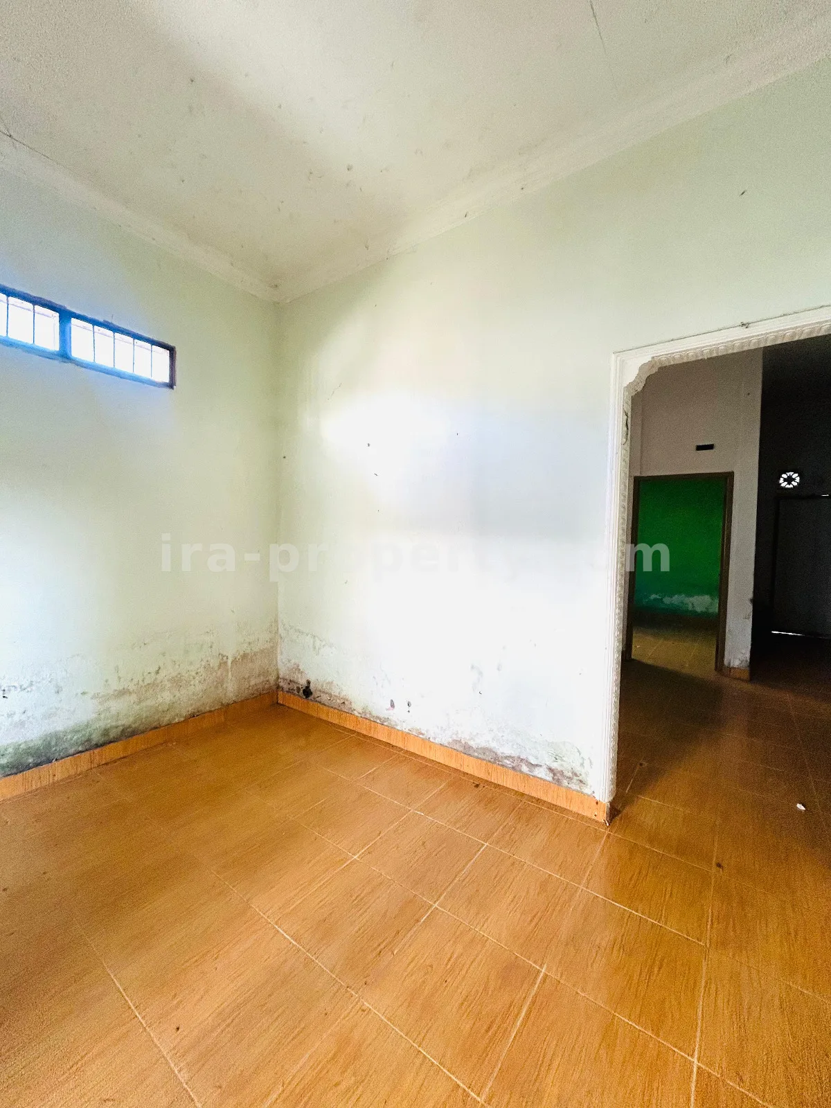 Rumah · Kota Mataram · foto 4 dari 8 Rumah untuk Dijual di Jempong, Mataram – Peluang Investasi Asrama Terbaik - 1027 - 4