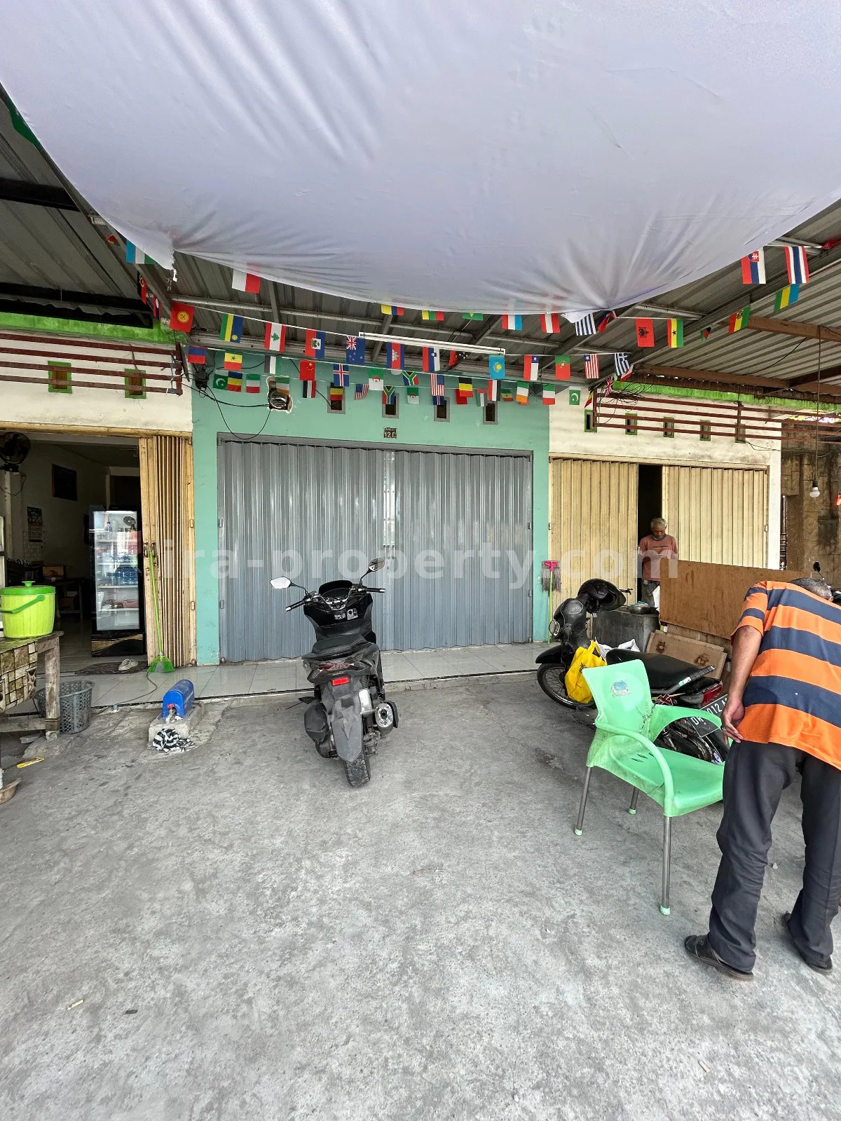 Ruko & Komersial · Kota Mataram · foto 4 dari 9 Ruko Terjangkau untuk Dijual Dekat Universitas Mataram – Lokasi Usaha Strategis - 189 - 4