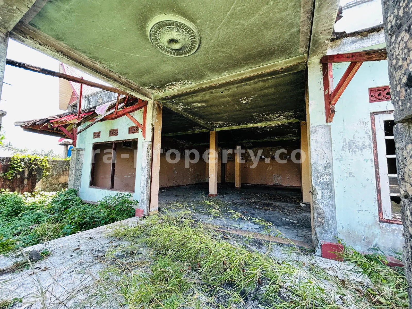 Shophouse & Commercial · Mataram City · photo 3 of 8 Commercial Land for Sale on Rembiga Main Road, Mataram – Prime Roadside Investment - 523 - 3