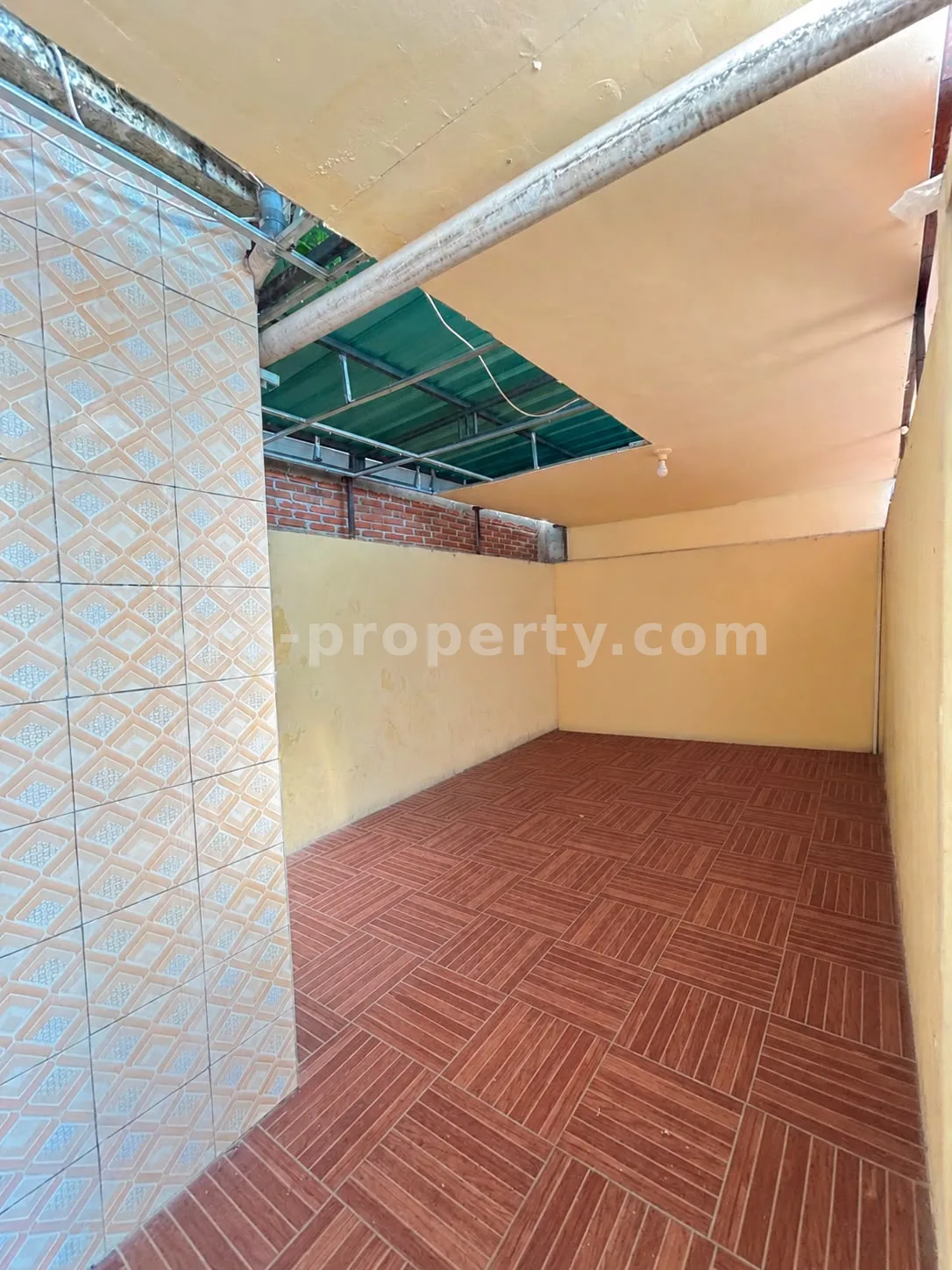 Rumah Hook 2 Lantai Strategis Dekat Jalan Langko, Mataram - 1031 - 6