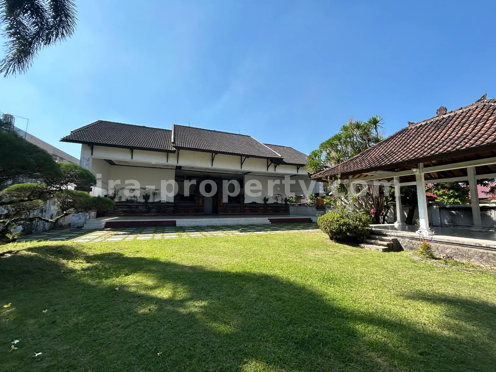 Rumah · Kota Mataram · foto 2 dari 12 Rumah dan Tanah Premium di Dekat Lombok Epicentrum Mall - 1028 - 2