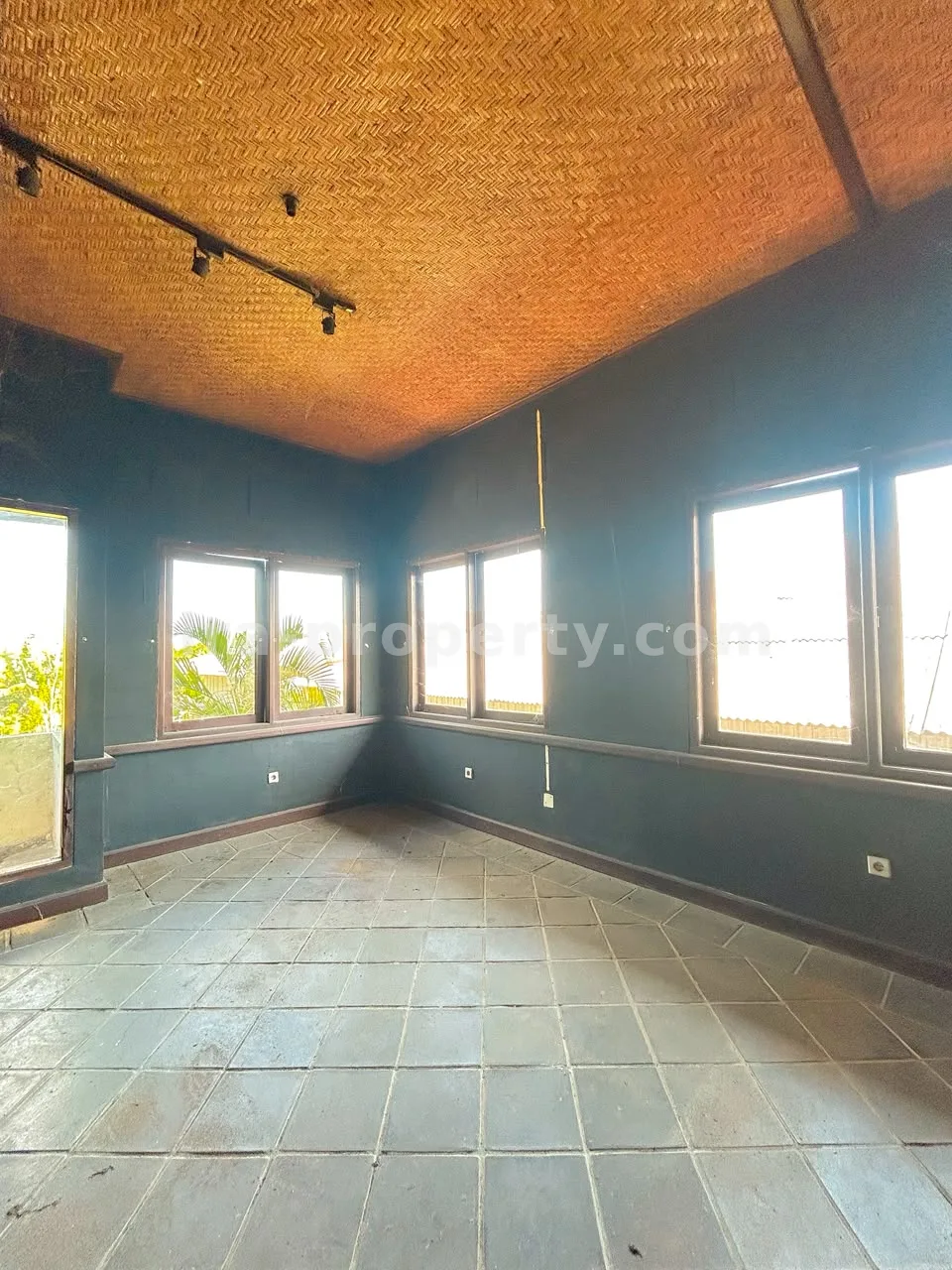 Warehouse & Office Complex for Sale in Banyumulek – Strategic Logistics Hub Near Mataram - 82 - 17