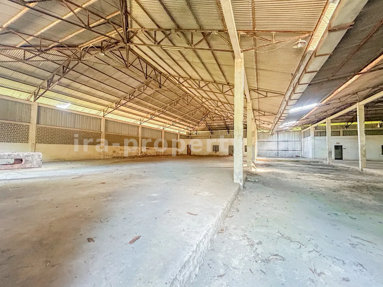 Shophouse & Commercial · Mataram City · photo 2 of 22 Warehouse & Office Complex for Sale in Banyumulek – Strategic Logistics Hub Near Mataram - 82 - 2