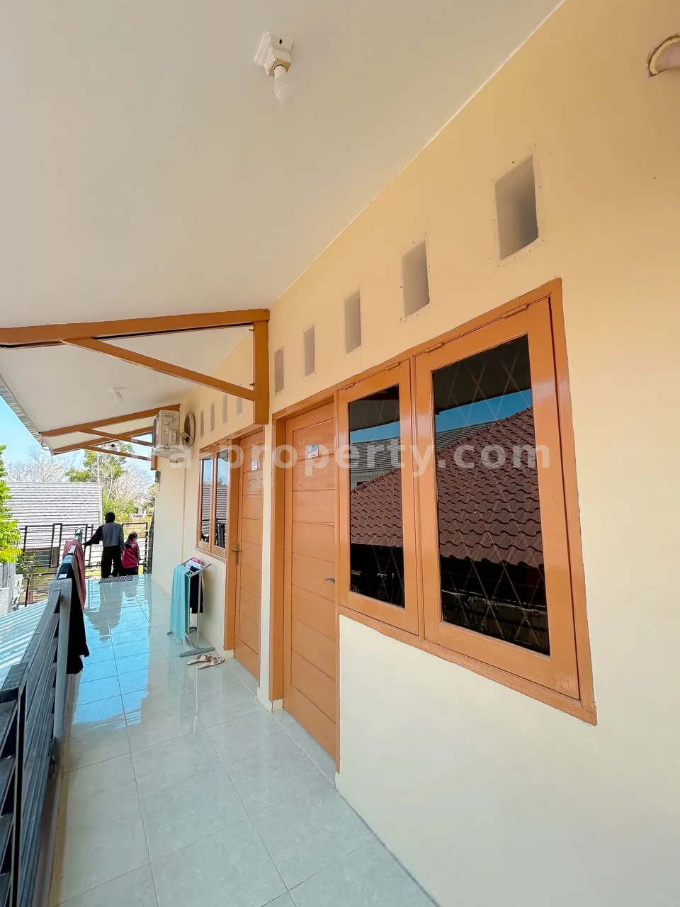 Ruko & Komersial · Senggigi · foto 3 dari 12 Kost 2 Lantai Siap Operasi di Batu Layar Dekat Senggigi - 1037 - 3