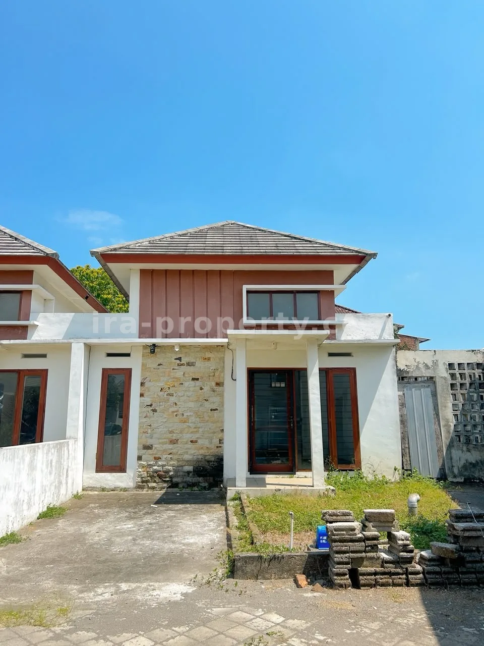 House · Mataram City · photo 1 of 16 House for Sale in Private Residential Complex Near Rembiga, Mataram - 1038 - 1