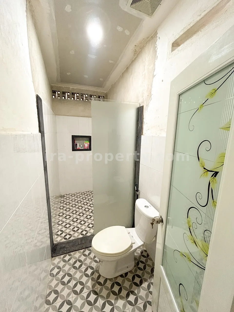 House for Sale in Private Residential Complex Near Rembiga, Mataram - 1038 - 12