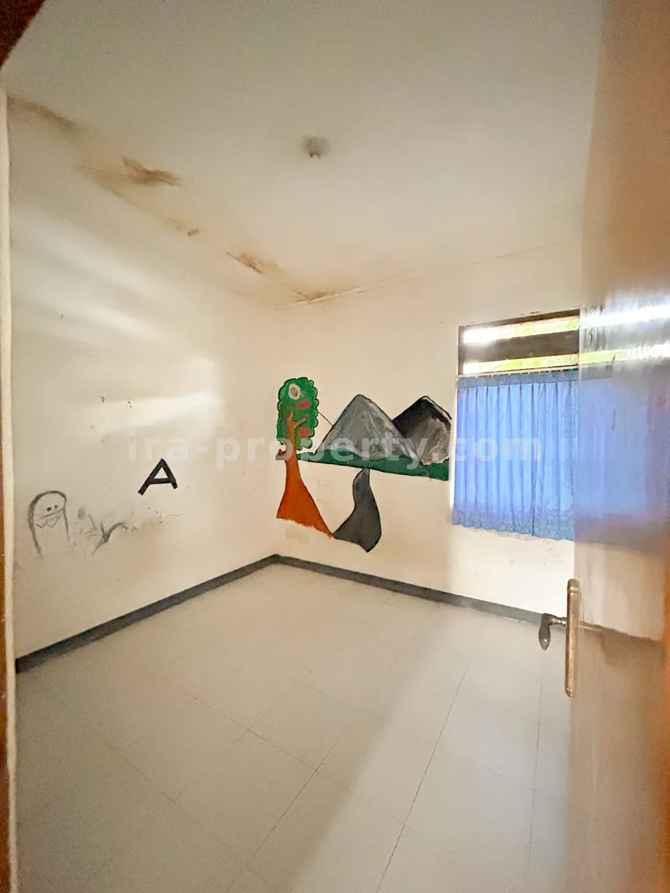 House with Commercial Space for Sale in Taman Baru, Mataram – Near Epicentrum Mall - 1033 - 7
