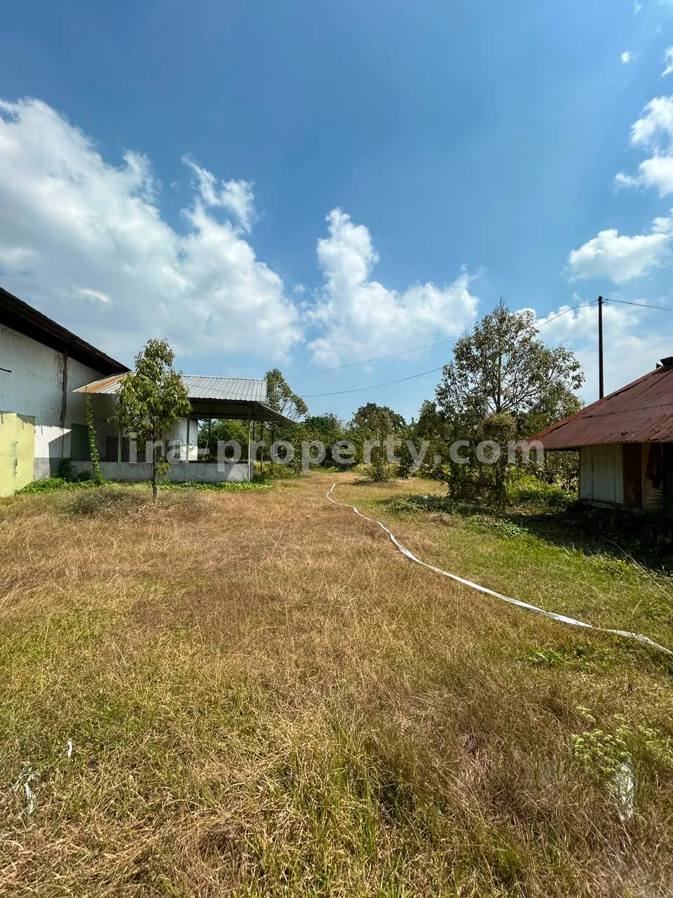 Shophouse & Commercial · West Lombok Area · photo 1 of 17 Large Warehouse Complex for Sale in Lingsar, West Lombok - 83-3 - 1