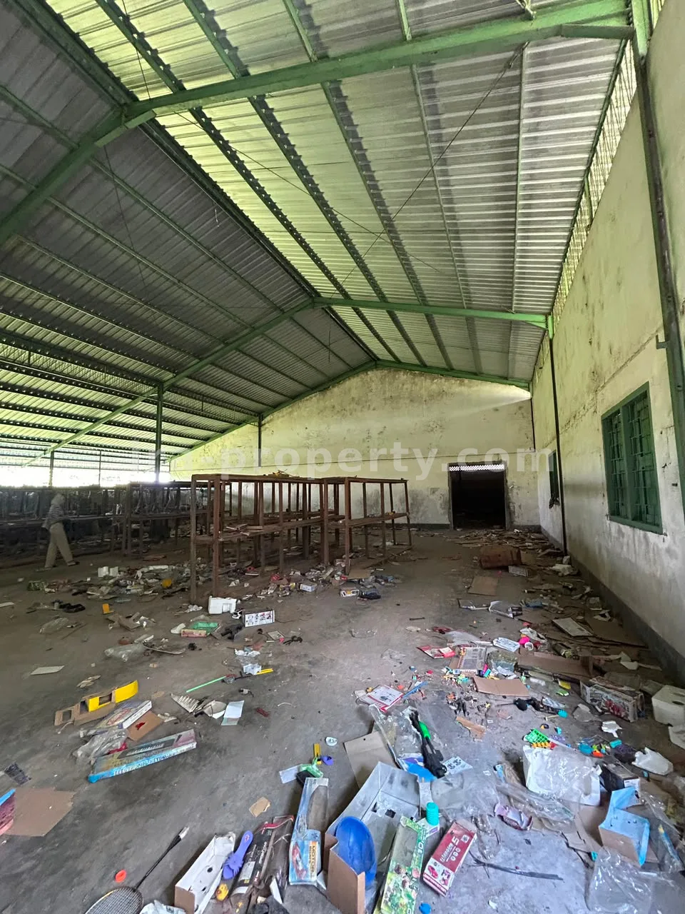 Large Warehouse Complex for Sale in Lingsar, West Lombok - 83-3 - 14
