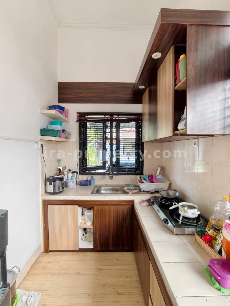 Luxury Villa-Style House for Sale in Pagutan, Mataram – Premium Fully Furnished Residence - 1034 - 11