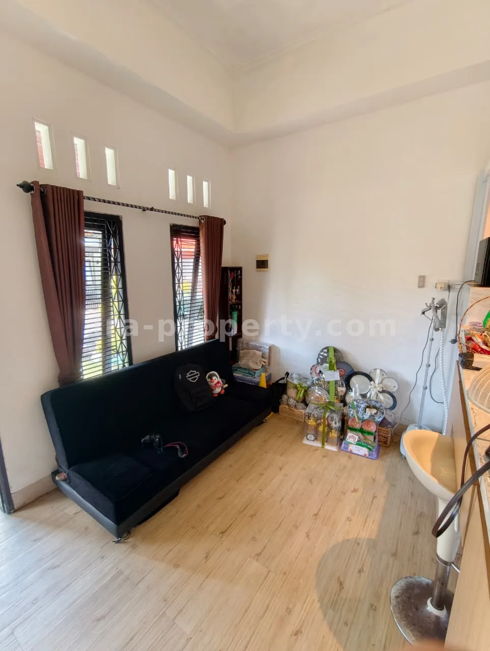 Luxury Villa-Style House for Sale in Pagutan, Mataram – Premium Fully Furnished Residence - 1034 - 13
