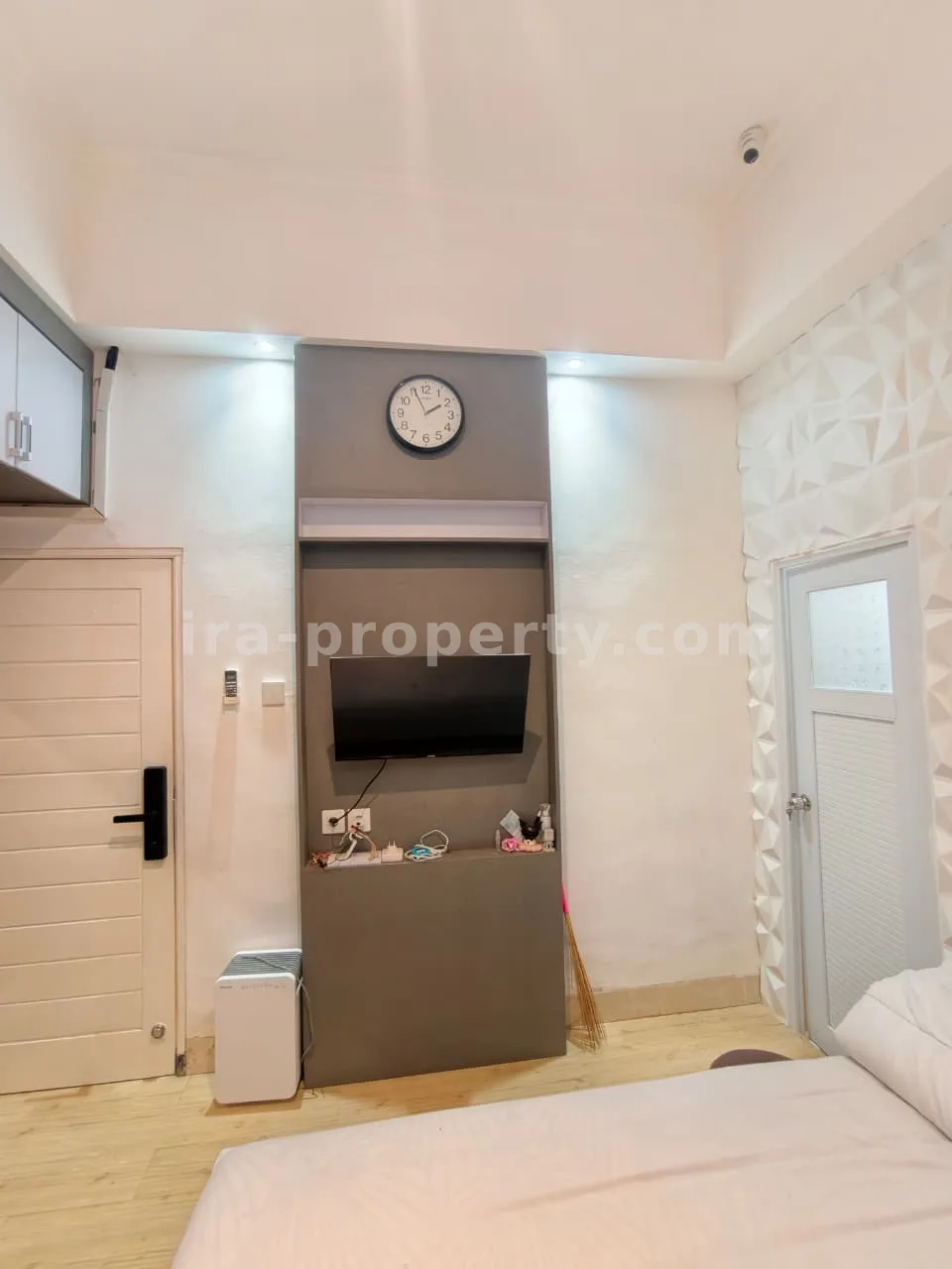 Luxury Villa-Style House for Sale in Pagutan, Mataram – Premium Fully Furnished Residence - 1034 - 17