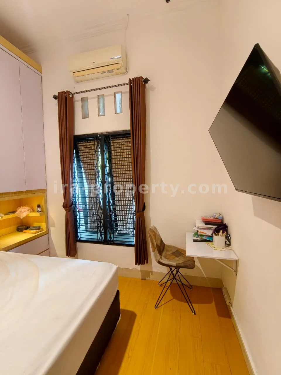 Luxury Villa-Style House for Sale in Pagutan, Mataram – Premium Fully Furnished Residence - 1034 - 19