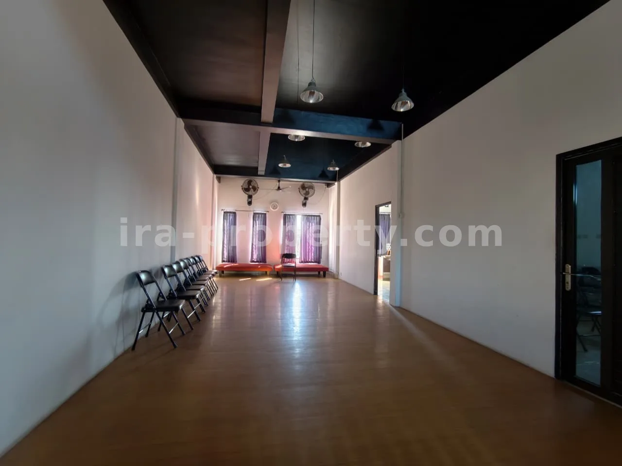 Shophouse & Commercial · Mataram City · photo 4 of 14 Strategic 2-Storey Shophouse / House for Sale in Pagutan, Mataram - 1035 - 4