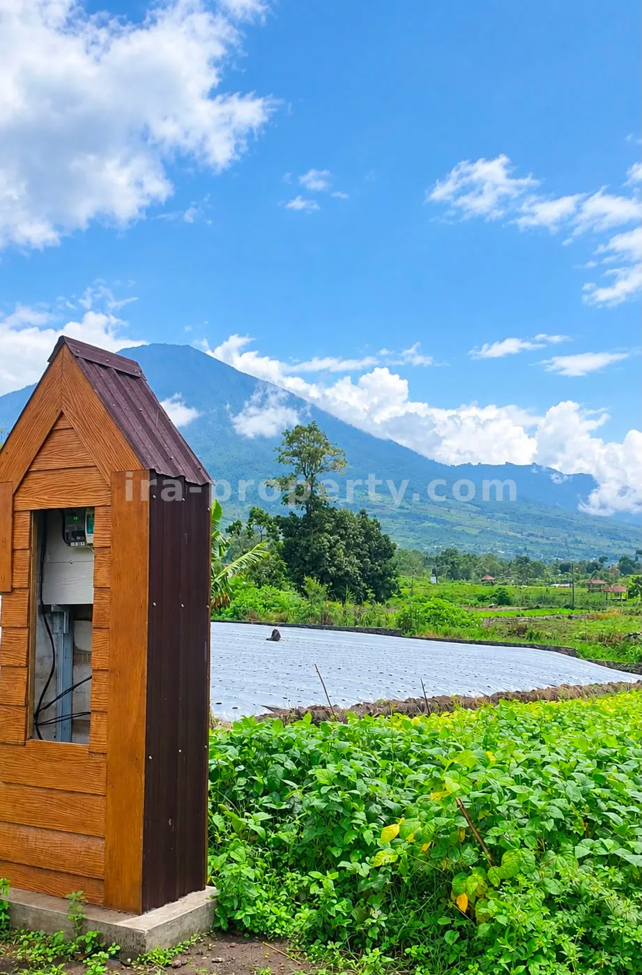 Rumah · Sembalun · foto 2 dari 7 Rumah Modern dengan Pemandangan Gunung Rinjani untuk Dijual di Sembalun - 1043 - 2