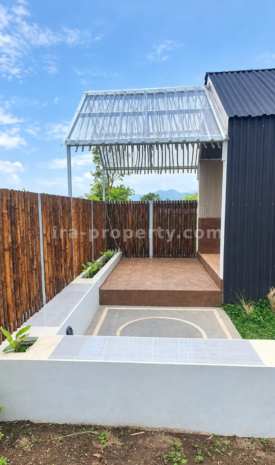 Rumah Modern dengan Pemandangan Gunung Rinjani untuk Dijual di Sembalun - 1043 - 6