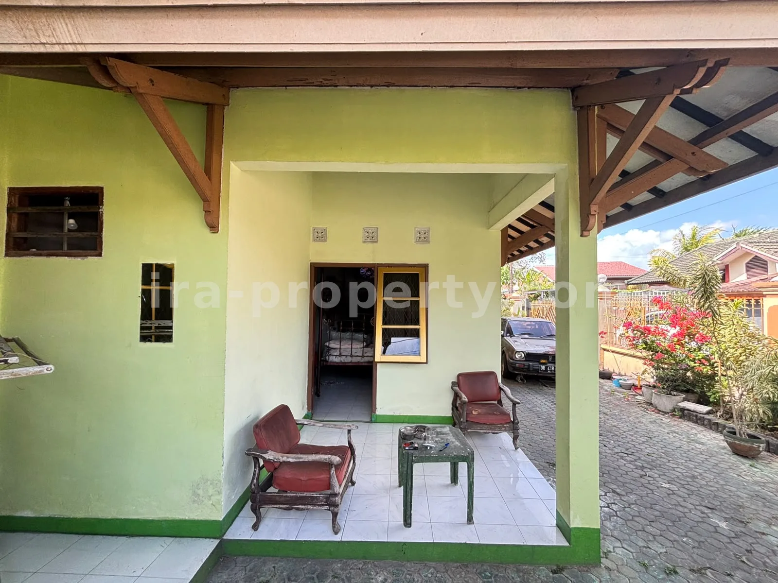 Rumah · Batu Layar · foto 2 dari 12 Rumah Luas untuk Dijual di Montong Batu Layar, Lombok Barat - 1040 - 2