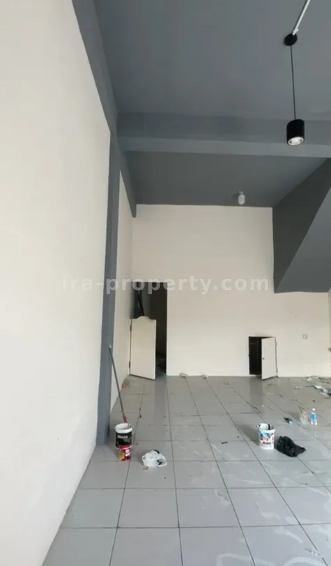 Shophouse & Commercial · Mataram City · photo 4 of 7 Strategic Commercial Shophouse for Sale Near Taman Budaya, Mataram - 192 - 4